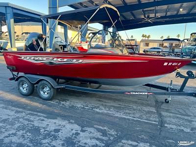 BOATZON | Tracker Targa V18 2021