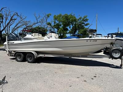 BOATZON | 2005 Triton 240 LTS