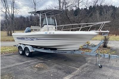 BOATZON | 2013 Triumph 215 CC