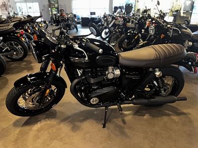 BOATZON | Triumph Bonneville T120 Black Jet Black 2024