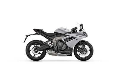 BOATZON | Triumph Daytona 660 2025