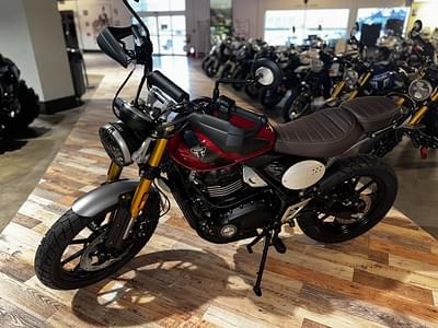 BOATZON | Triumph Scrambler 400 X Carnival Red  Phantom Black 2024