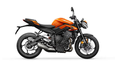 BOATZON | Triumph STREET TRIPLE 765 R  Matte Baja Orange 2025