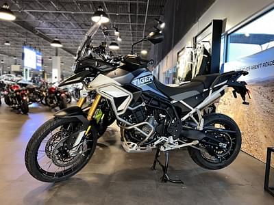 BOATZON | Triumph Tiger 900 Rally Aragon Edition Matte Phantom Black  Matte Graphite 2024