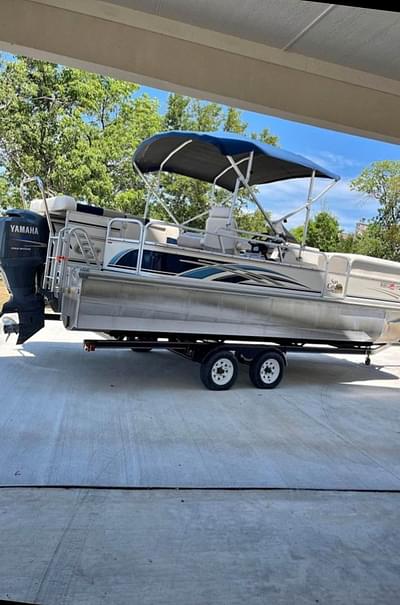 BOATZON | Used 2008 G3 Sun Catcher with 150 Yamaha and trailer