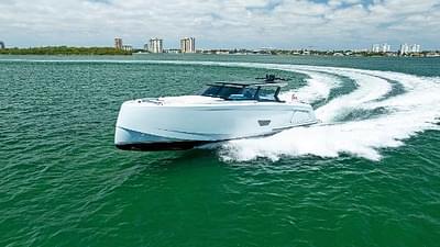 BOATZON | Vanquish Yachts VQ58 2022