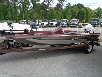 BOATZON | 1987 Venture Bass Boat 18