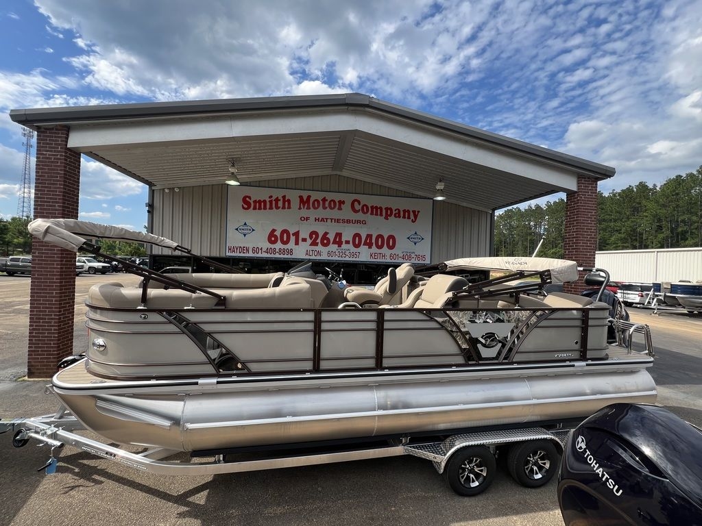 2025 Veranda VTX22RFL - Sold Boat