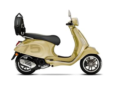 BOATZON | Vespa Primavera 50 75th 2021