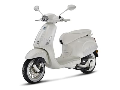 BOATZON | Vespa Sprint 50 Justin Bieber X Vespa 2022