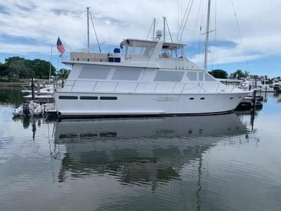 BOATZON | Viking Motor Yacht 1988