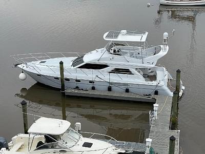 BOATZON | Viking Princess 50 Flybridge MotorYacht 1998