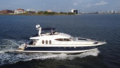 BOATZON | Viking Princess 68 Sport Cruiser 2000