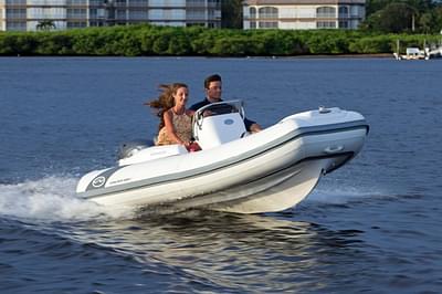 BOATZON | Walker Bay Generation 360 DLX 2024