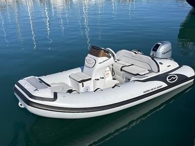 BOATZON | Walker Bay Venture 13 2024