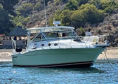 BOATZON | Wellcraft 330 Coastal 2003