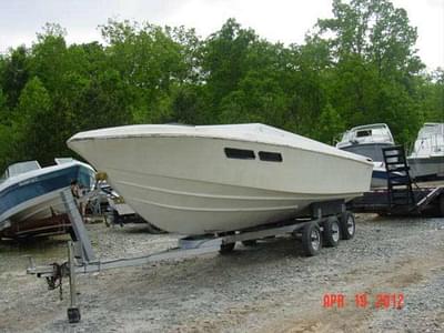 BOATZON | Wellcraft Nova 25 Mercruiser TRS cut 1980