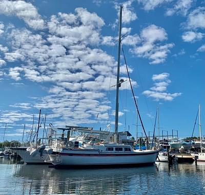 BOATZON | Wellington 44 Center Cockpit Cutter 1980