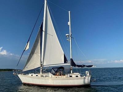 BOATZON | Whitby Yachts 42 Center Cockpit Ketch 1985