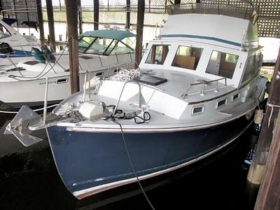 BOATZON | Wilbur 34 Downeast Trawler 1983