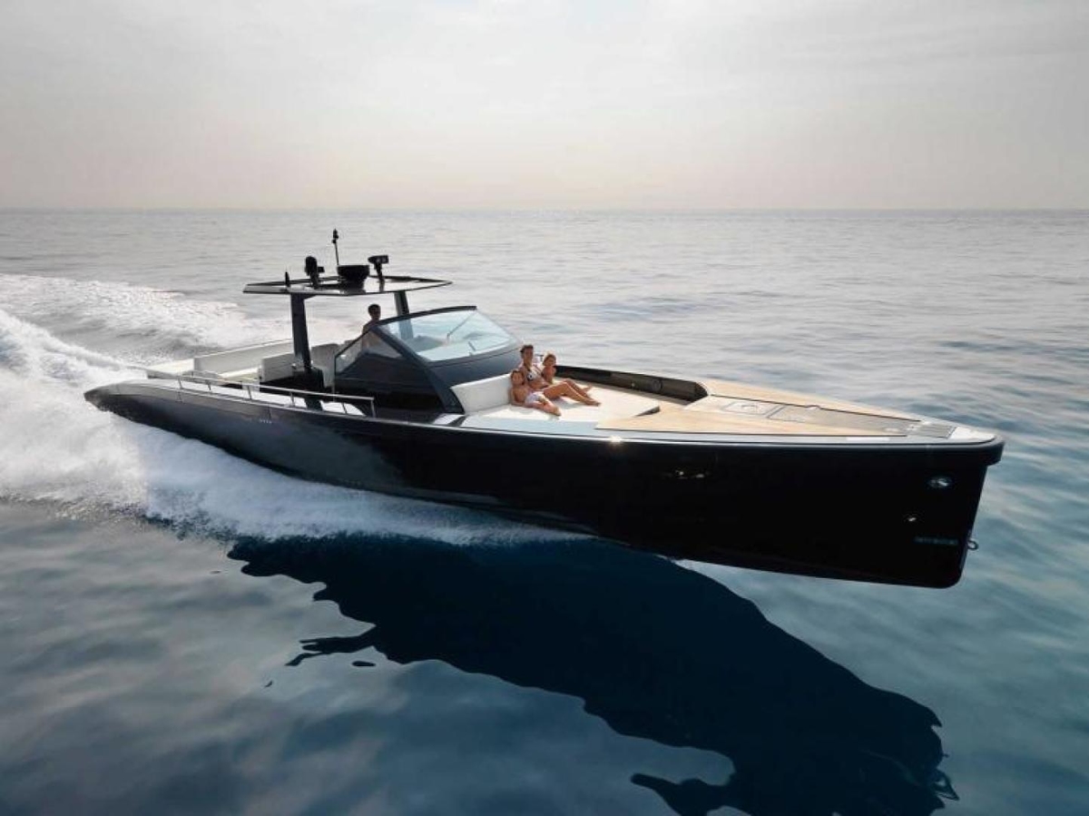 2023 Windy SR52 - Sold Boat