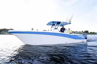 BOATZON | 2023 World Cat 280 CC-X