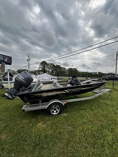 BOATZON | Xpress Boats HyperLift Crappie Series H18PFC 2014