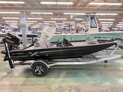 BOATZON | Xpress H18 HyperLift Bass 2024