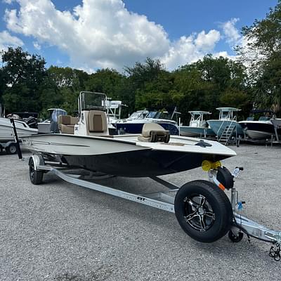 BOATZON | Xpress H22B 2025