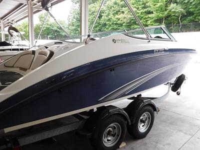 BOATZON | Yamaha 21FT SX210 2013