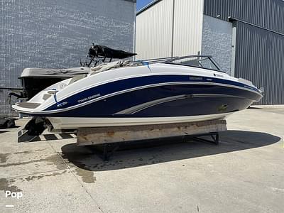 BOATZON | Yamaha 242 Limited