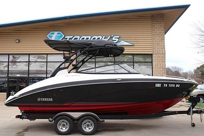 BOATZON | Yamaha 242 Limited S