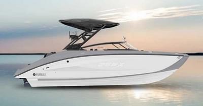 BOATZON | Yamaha 255XE 2024