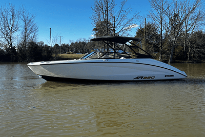 BOATZON | Yamaha AR250 2024