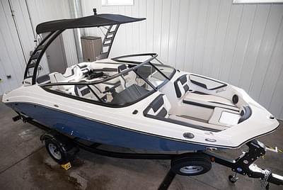 BOATZON | Yamaha Boats 195S 2024