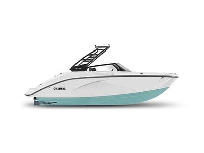 BOATZON | Yamaha Boats 222S 2025