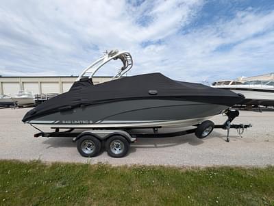 BOATZON | Yamaha Boats 242 Limited S 2015 BOATZON | Yamaha Boats 242 Limited S 2015