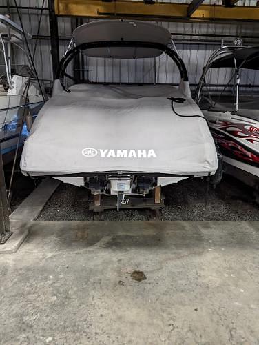 BOATZON | 2017 Yamaha Boats 242 Limited S