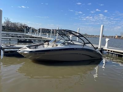 BOATZON | Yamaha Boats 242 Limited S 2020