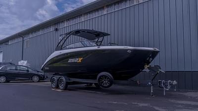 BOATZON | Yamaha Boats 252XE 2023
