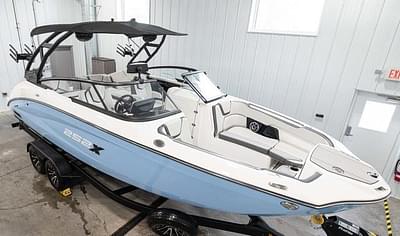 BOATZON | Yamaha Boats 252XE 2024