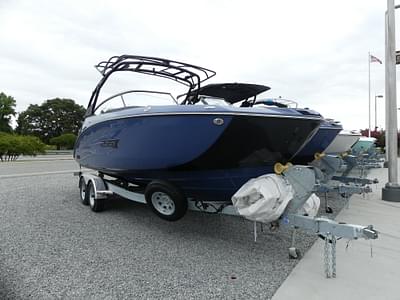 BOATZON | Yamaha Boats 255XD 2024