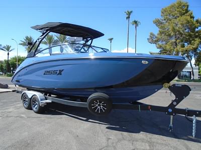 BOATZON | Yamaha Boats 255XD 2024