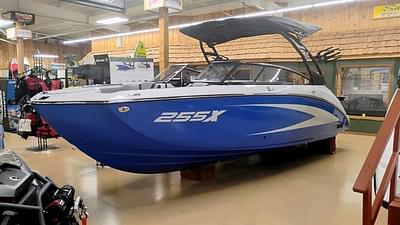 BOATZON | Yamaha Boats 255XD 2025