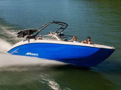 BOATZON | Yamaha Boats AR250 2025