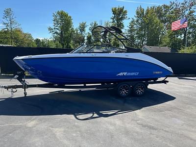 BOATZON | Yamaha Boats AR250 2025