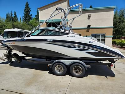 BOATZON | Yamaha Marine 212X 2013