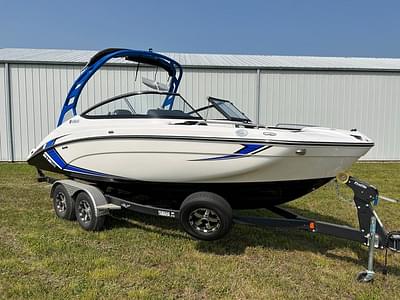 BOATZON | Yamaha Marine 212X 2019