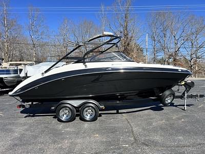 BOATZON | Yamaha Marine 242 Limited With Galvanized Trailer 2014