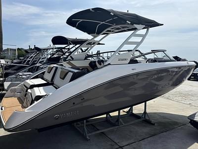 BOATZON | Yamaha Marine 252SD 2023